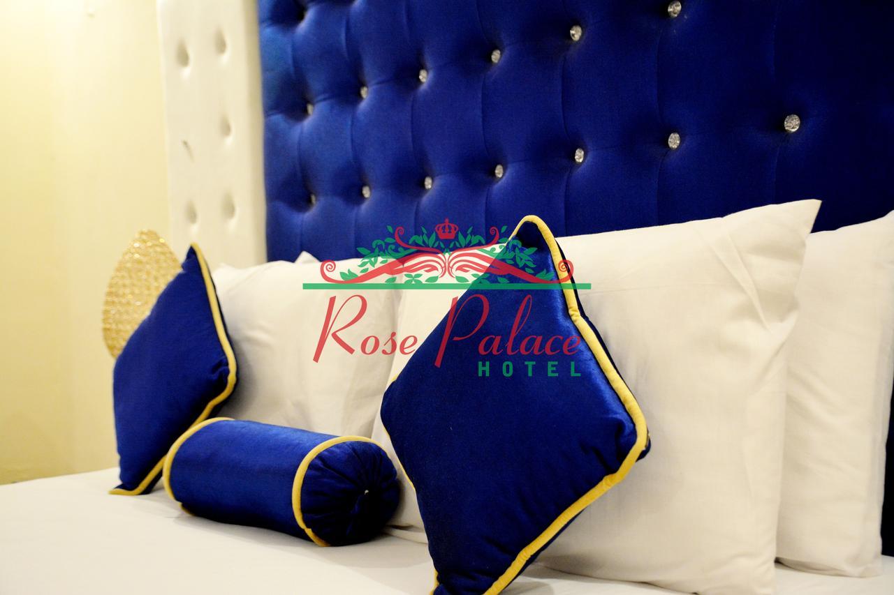 Rose Palace Hotel, Gulberg Lahore Exterior photo