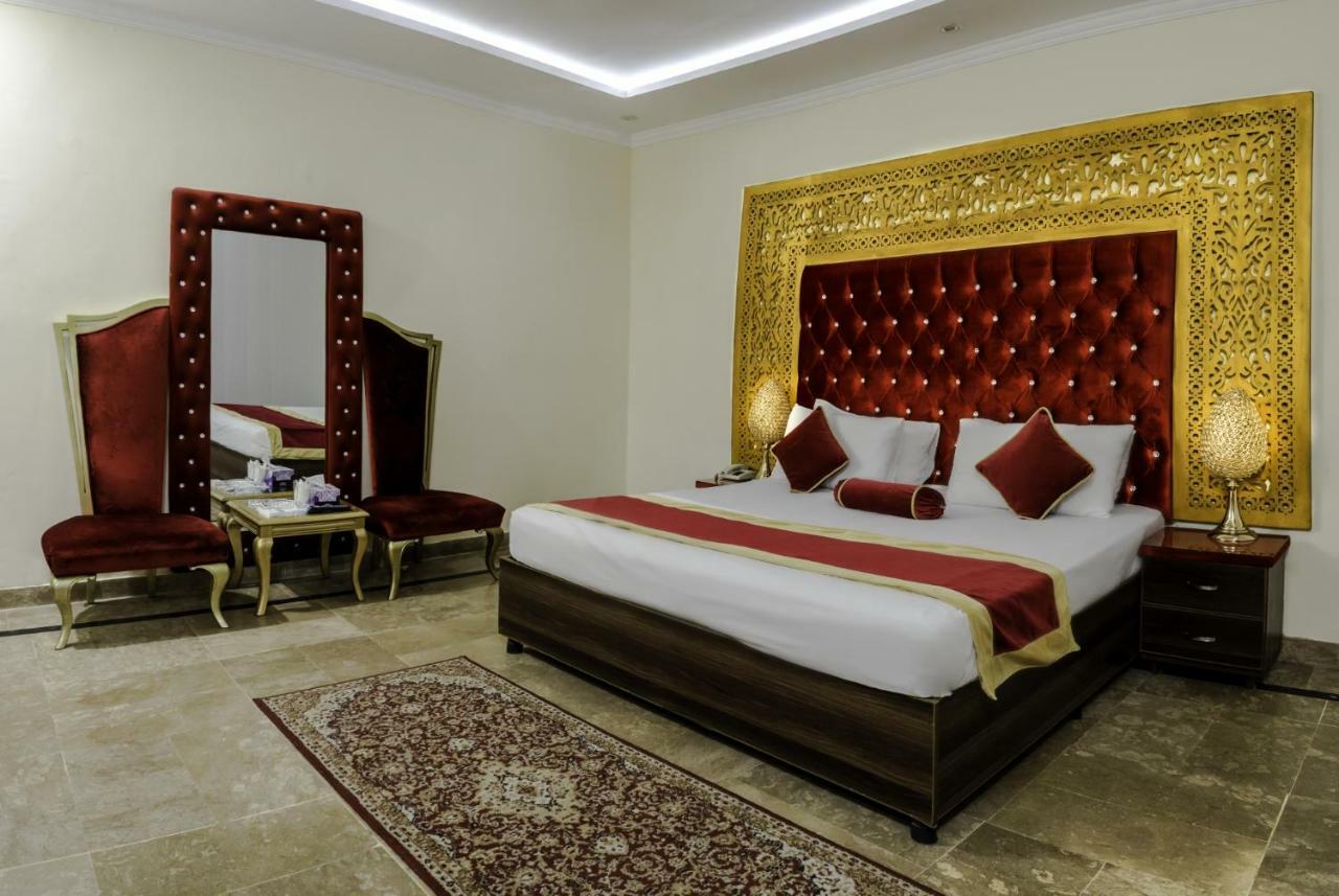 Rose Palace Hotel, Gulberg Lahore Exterior photo